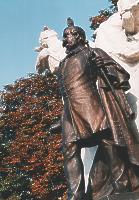 Kossuth, Statue