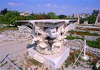 Antikes, korinthisches Säulenkapitell