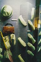Handschuhe im Burgmuseum