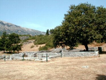 Grundmauern des Zeus-Orakels