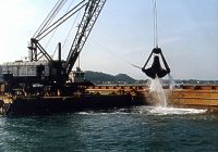 Hafenbecken wird ausgebaggert (1999)