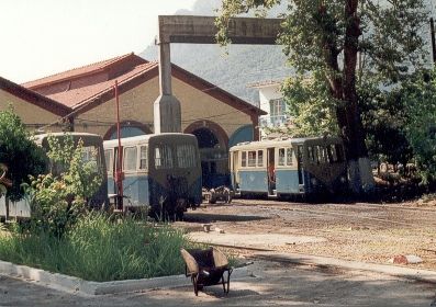 Bahndepot in Diakopto