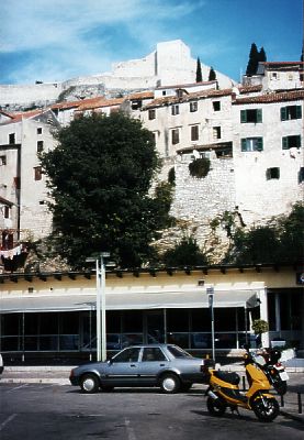 Festung über der Altstadt