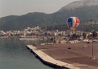 19.9.03: Heißluftballon im neuen Hafen