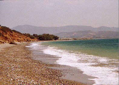 Am Strand von Kokkino Pyrgos