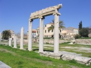 Ionische Säulen - Römische Agorá