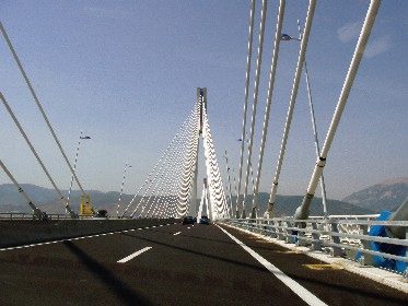 Brücke von Rion nach Antirion ist fertig