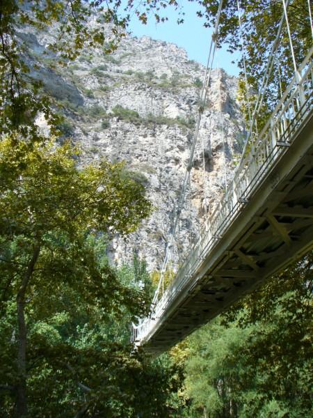 Hängebrücke über den Pinios