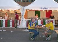 WM 2006: Italienstand in Hamburg mit Schweden