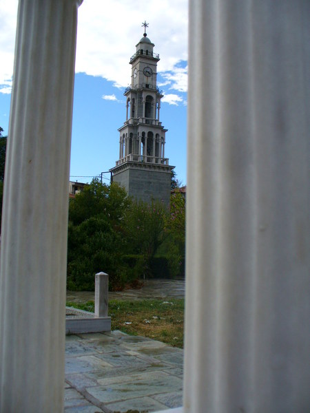 Kirchturm aus Marmor in Argalasti