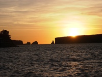 Blick vom Hafen bei Sonnenuntergang