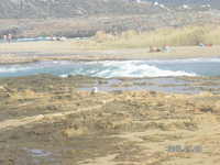 Der freie Strand von Malia im Jahre 2005 mit starkem Wellengang