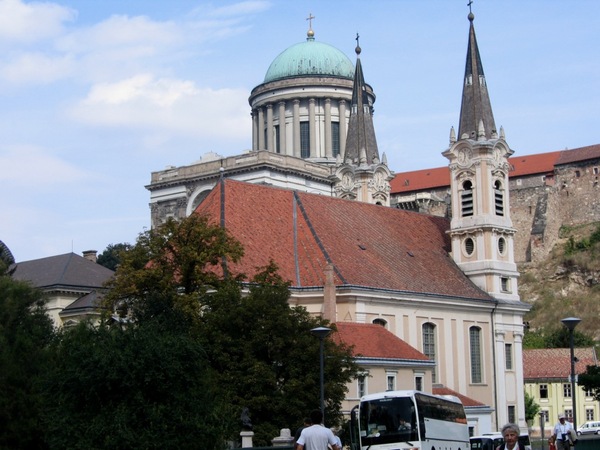Esztergom, Unterkirche und Basilika