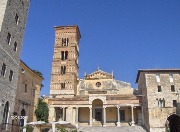 Cathedrale di s. Cesario, Terracina