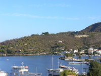 Fährhafen für die Galatas-Fähren