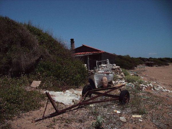 einsame Hütte am Strand zwischen Glifa u. Arcoudi