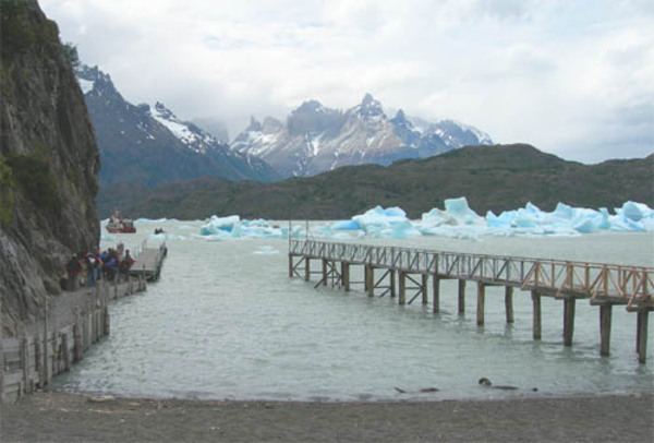 XII. Region, Torres del Paine, Lago Grey