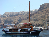 Hafen Athinios -Ausflugschiff-