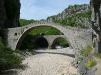 Brücke Richtung Kipi