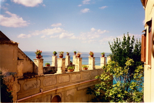 Palazzo in Tropea mit Meerblick