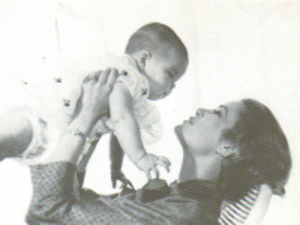 Grace Kelly mit ihrer ersten Tochter Caroline