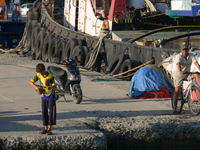 Auf Fischfang im Hafen von Myrina