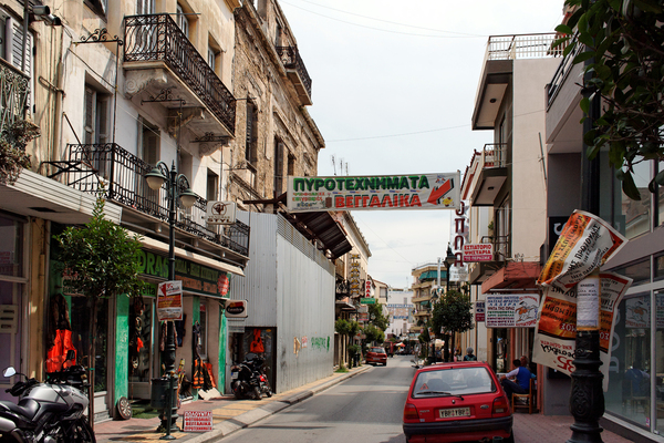 Einkaufsstraße Ermou in Pyrgos