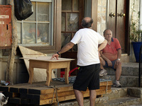 carpenter © colours-of-greece.com
