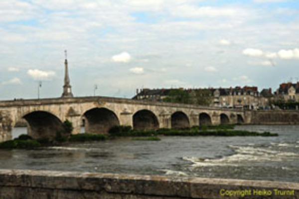 Pont Gabriel in Blois