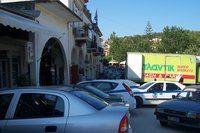 Parkchaos in Pylos vor Polizei
