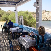 Taverne in der Avram Bay