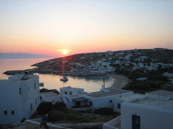 Stavros mit Blick auf Naxos