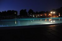 Schwimmbad in Feriendorf Orizzonte in der Toskana
