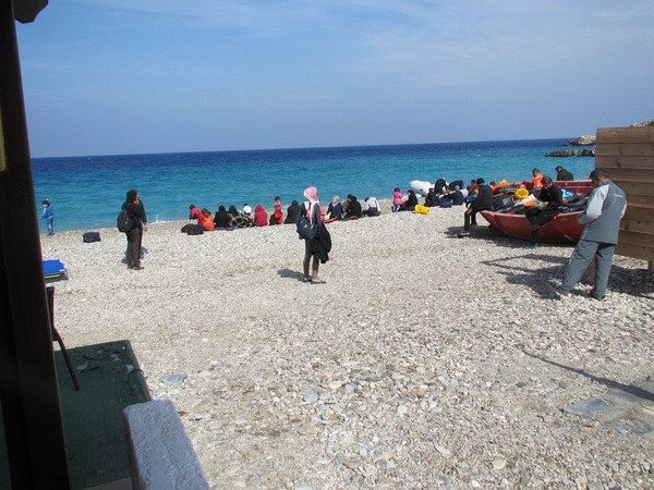 Flüchtlinge am Strand von Kokkari