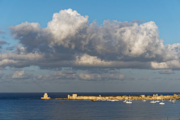 Wolken über der Festung von Methoni  