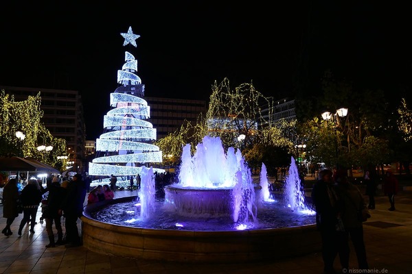 Weihnachtsdeko am Syntagma-Platz