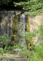Wasserfall im Tal außerhalb von Serres. 