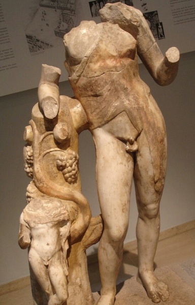 archäologisches Museum - Dionysos