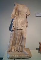 weibliche Statue. 